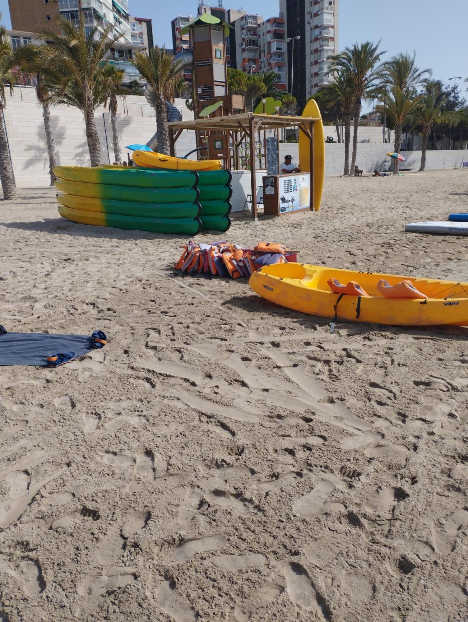 A 50 Metros Del Mar Y En 2 Paradas De Bus Estas En El Centro De Alicante Zewnętrze zdjęcie